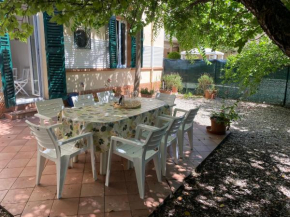 Appartamento centrale con giardino